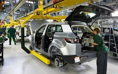 董车日报 蔚来ES6预售价引关注，香港旅游巴士事故敲响警钟，国内旅游业务迎来新契机